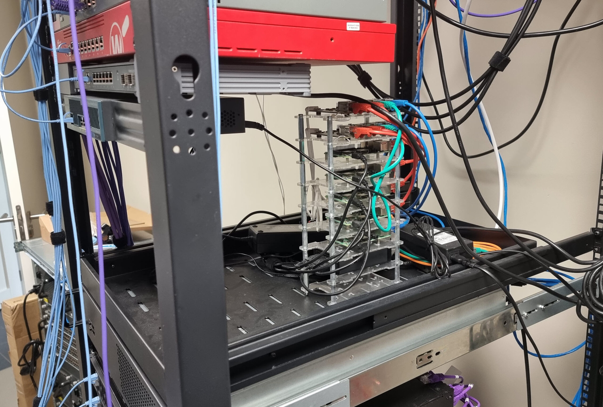 Fiber Optic Home Lab: The OSP Network Simulator Rack